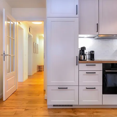 Salzbrise - Balkon, Sauna, Strandnah, Familienfreundlich * Kellenhusen